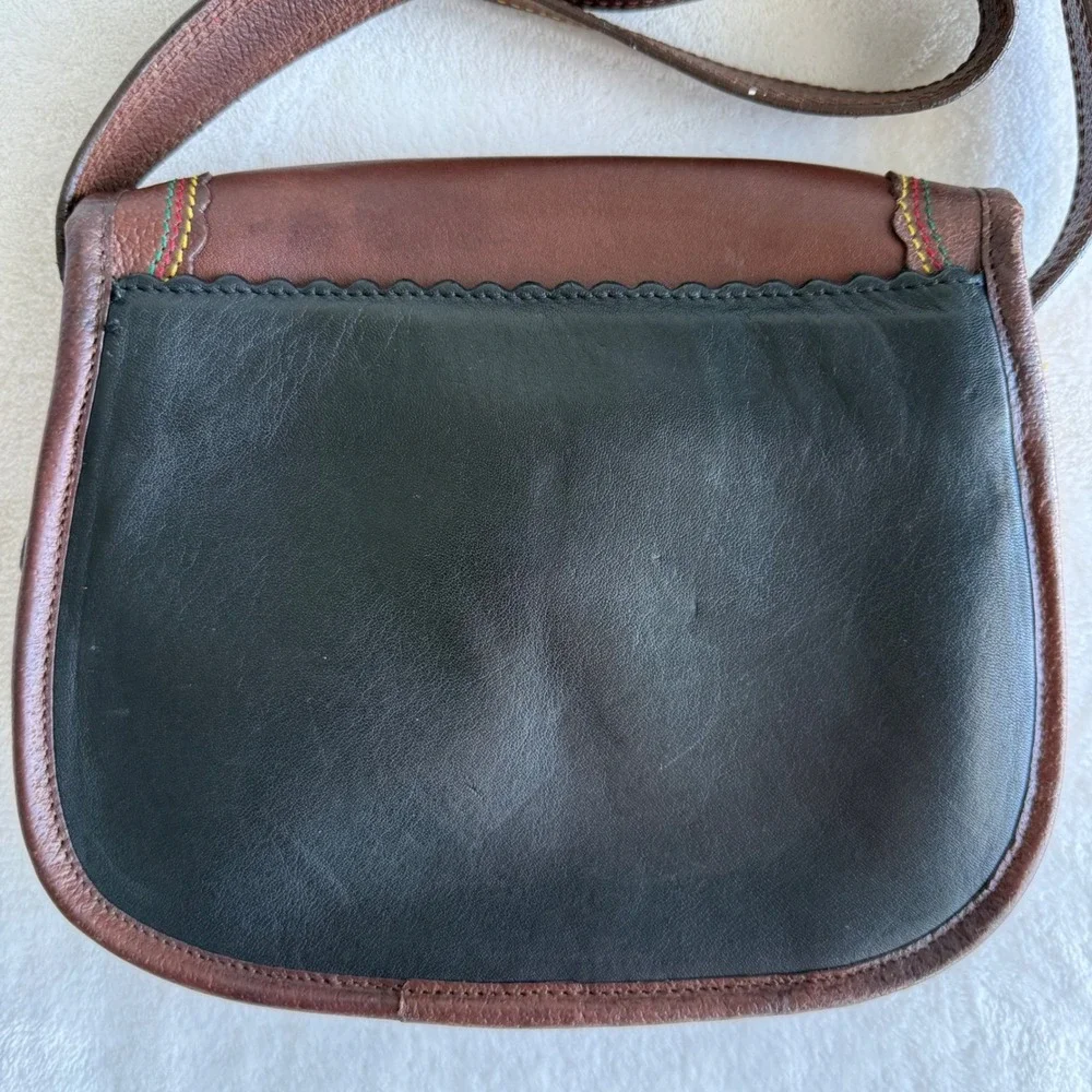 Vintage Etienne Aigner Leather Small Crossbody Purse Bag Tassles‎ Brown Black
